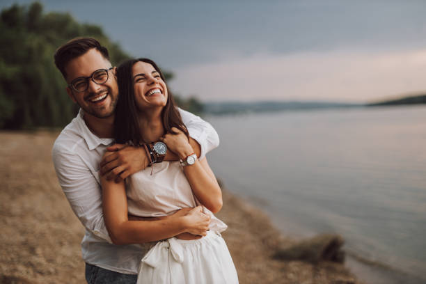 Pourquoi les agences matrimoniales comme celle de Lyon 6 sont-elles toujours d’actualité à l’ère du numérique ?
