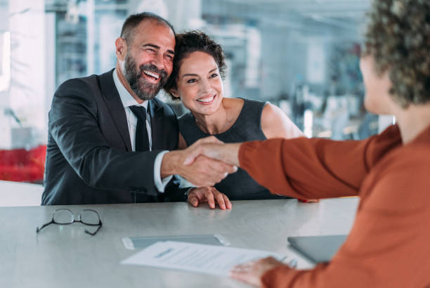 Une agence matrimoniale à Lyon peut-elle vraiment m’aider à trouver un équilibre entre cœur et raison ?