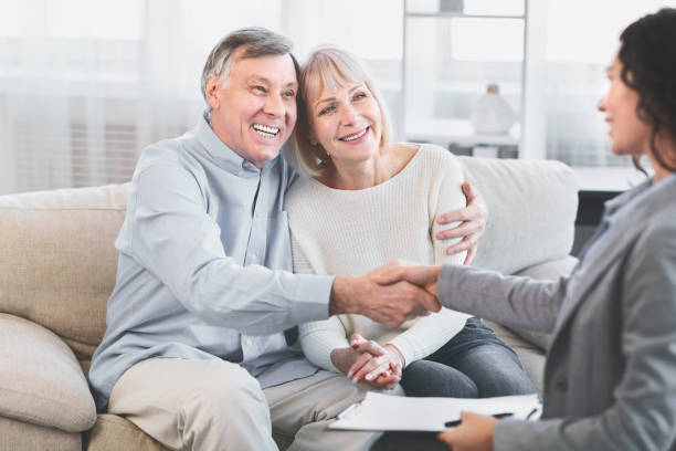 Agence matrimoniale à Annecy : 4 solutions fiables pour sortir de la solitude après la retraite